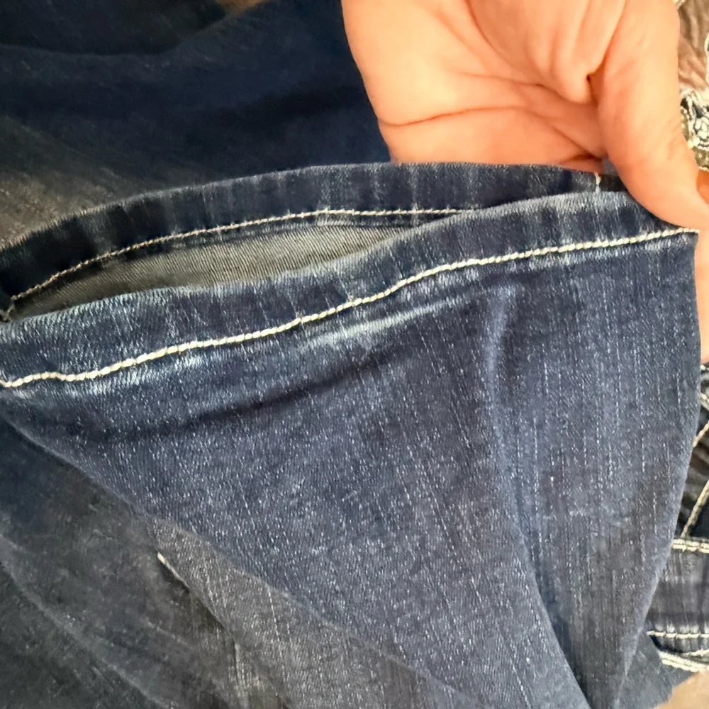 Grace Blue Boot Cut Jeans with Embroidery - Picture 6 of 7